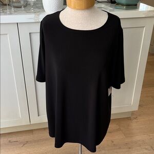 NEW Sympli Classic Black Women's Short sleeve Top